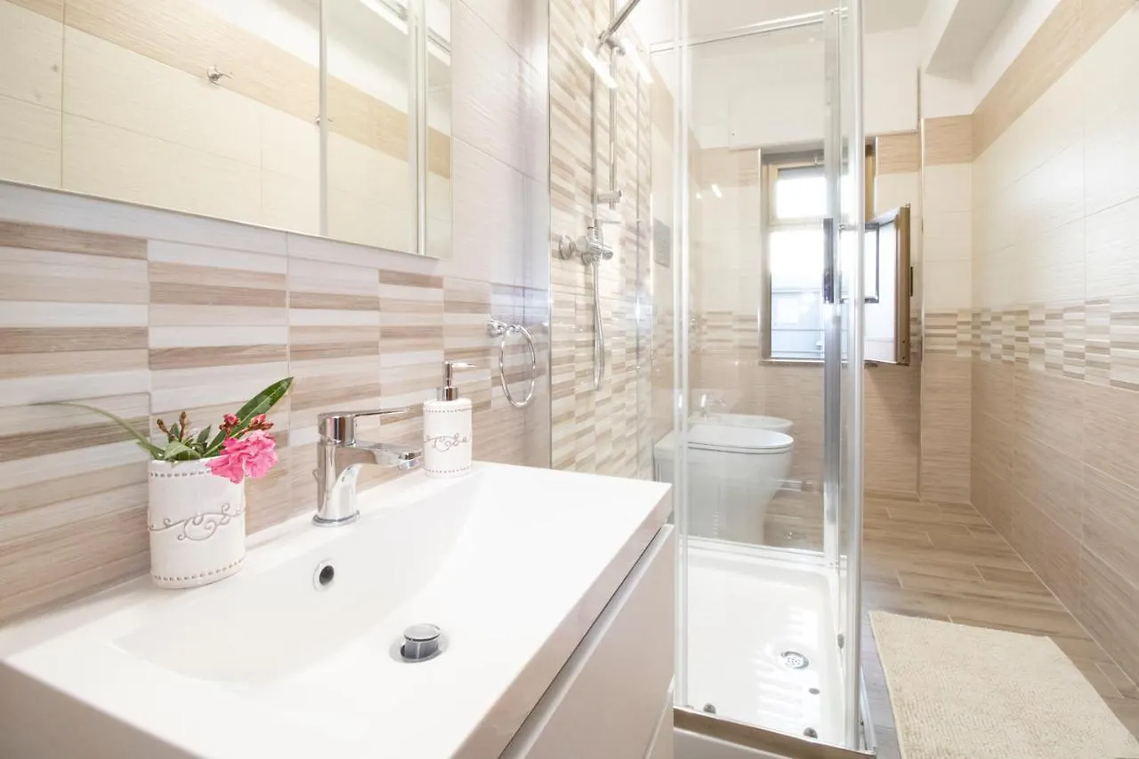 Duca D'Aosta Terrace, Skypool & Sauna Acquedolci 0*,  Italy