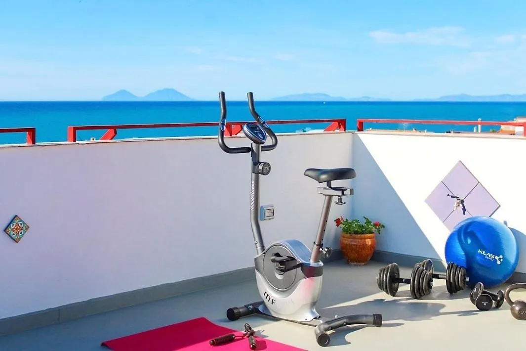 Apartment Duca D'Aosta Terrace, Skypool & Sauna Acquedolci Italien