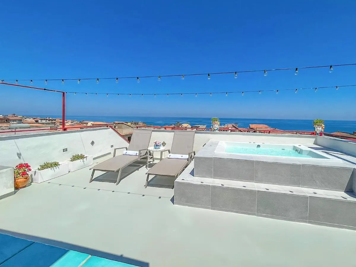 Duca D'Aosta Terrace, Skypool & Sauna Acquedolci Appartement